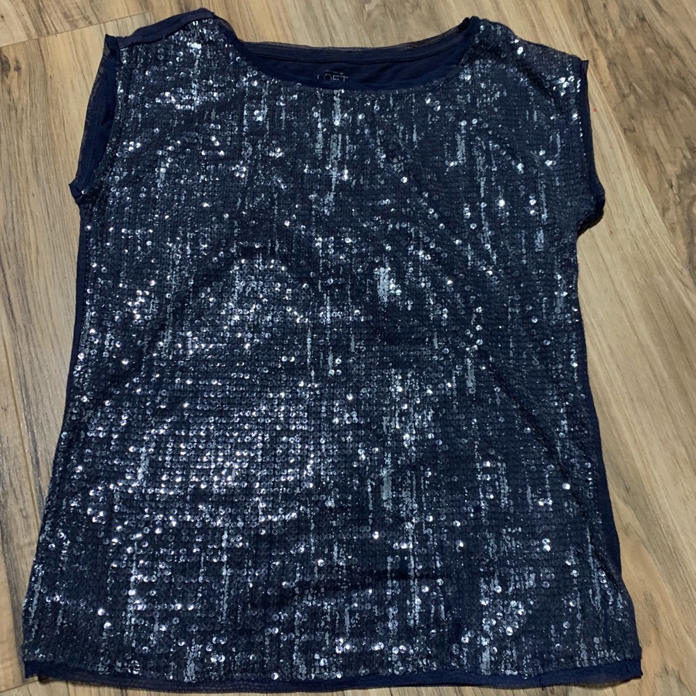✌🏽The Loft Size 5 blue blouse